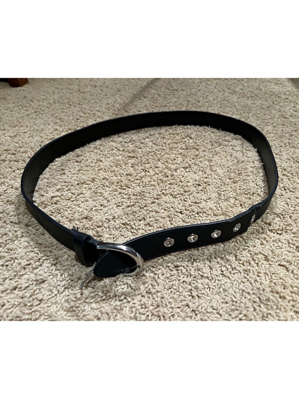 Women’s Black Faux Leather Fashion Belt Silver Metal Buckle Grommet M/L 94cm